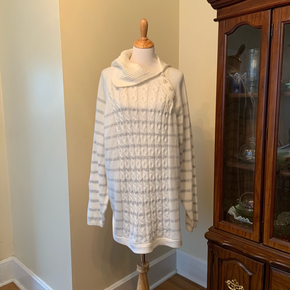 Croft & Barrow cable knit sweater